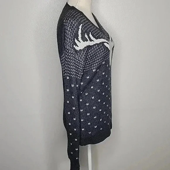 J. Crew Intarsia Reindeer Wool V-neck Sweater size M - Picture 7 of 12